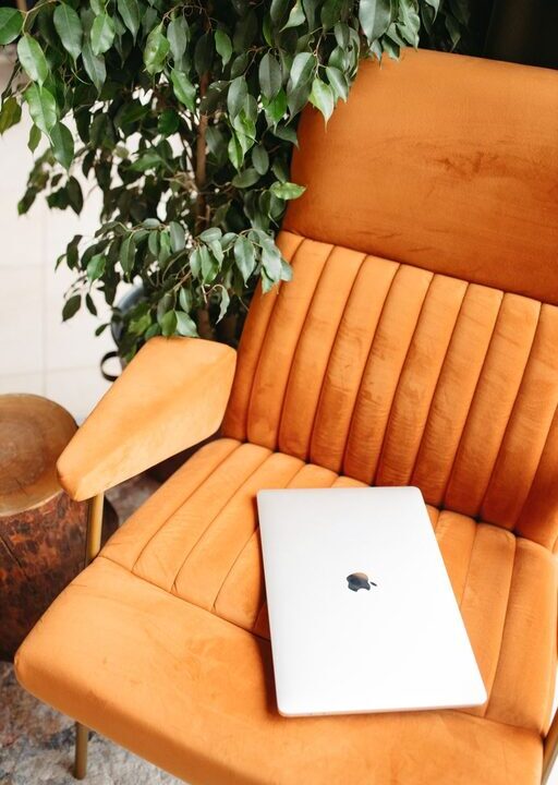 How to Create a Relaxing Home Workspace for Better Focus